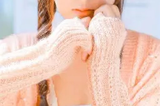 顶流女星红毯互撕太刺激！站位暗战+造型翻车现场曝光内娱潜规则被扒