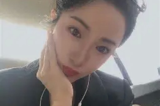 杨紫7月7日外网活动引发争议！网友批评其敏感度不足迪丽热巴受牵连