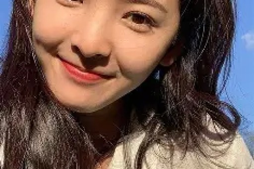 优思益塌房始末：明星集体道歉背后假洋牌与代工厂的真相