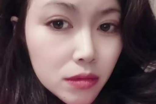 圆桌“追星”与“塌房应对”都是人格独立的里程碑