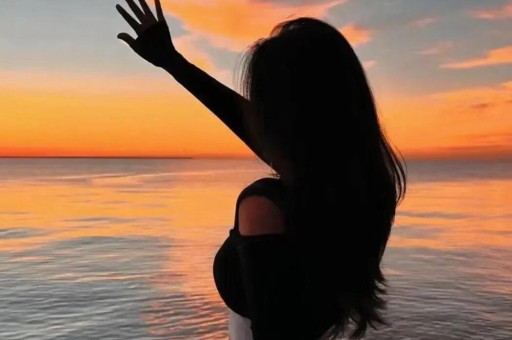 知名女星是女海王？与仨男顶流发生过关系还玩剧组夫妻当小三